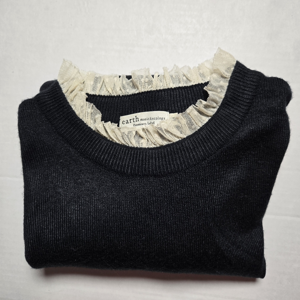 Earth Music & Ecology - M Softest Black Knit with Cream Lace Trim Ruffle Detail
